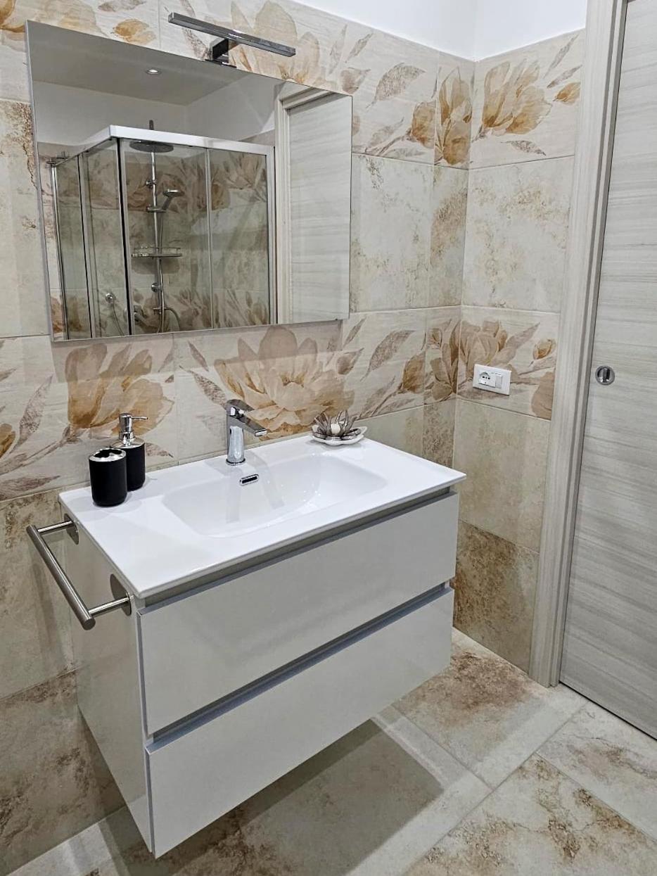 בגרייה Aphrodite'S Apartment Ad Aspra מראה חיצוני תמונה